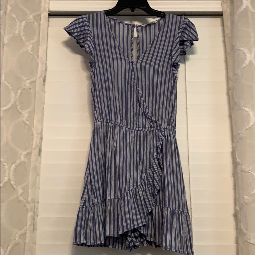 Blue stripped American eagle romper